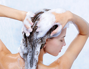 <em>啤酒洗头</em>的详细步骤不可忽视_女性频道_闻康