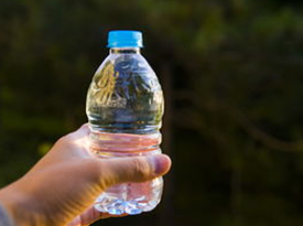 睡前不喝水 盘点十大夺命喝水坏习惯__寻医问