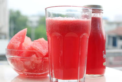 炎炎夏日学会用西瓜来减肥__寻医问药网_xyw