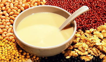 豆浆的功效与作用和豆浆4种新吃法__寻医问药