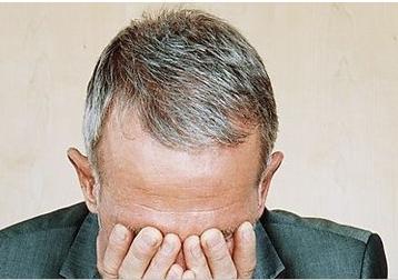 白<em>头发</em>太多可能是患了<em>肝病</em>_寻医问药_xywy.co